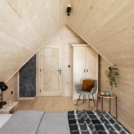 Warsztat Dziadka Dağ evi