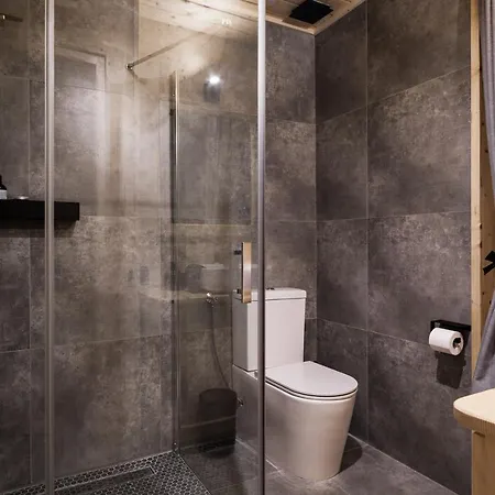 Warsztat Dziadka Dağ evi